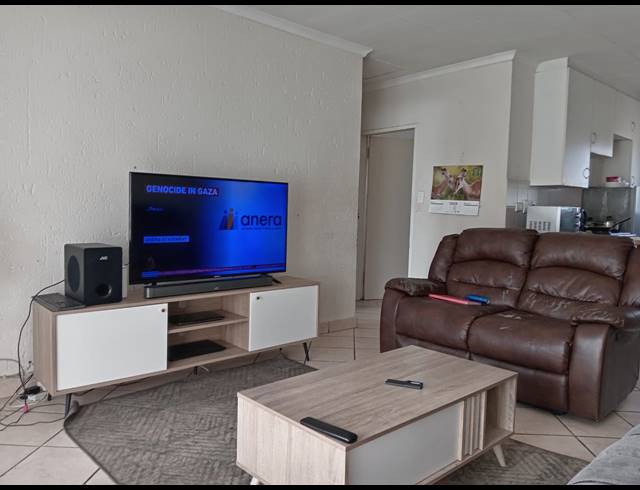 2 BEDROOM SECTIONAL TITLE FOR SALE IN BOKSBURG NORTH